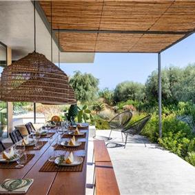 6 bedroom villa with pool and sea views near Noto, Sicily, sleeps 12